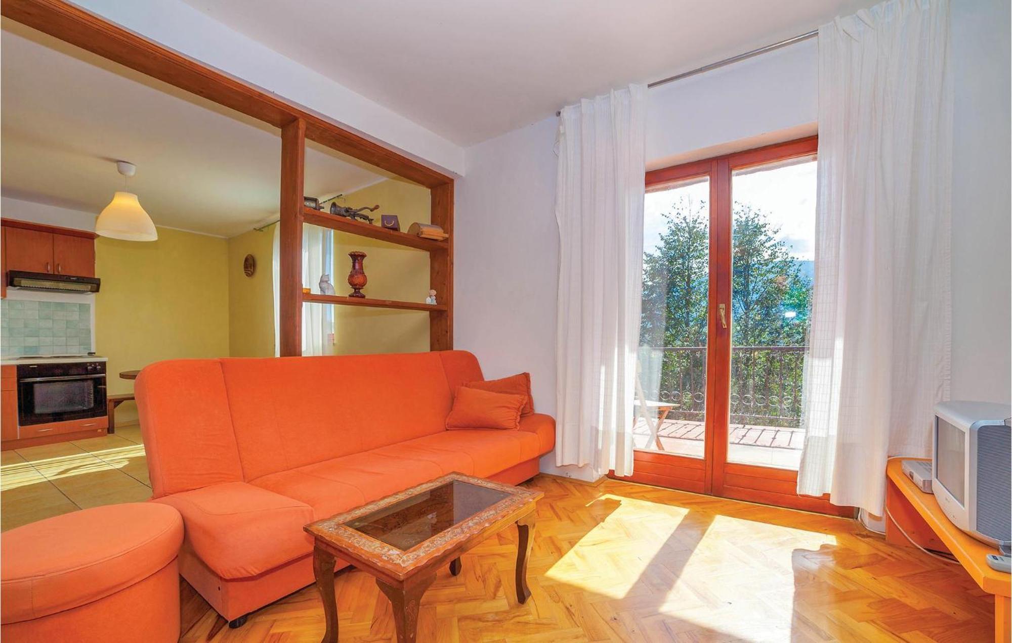 7 Bedroom Pet Friendly Home In Crni Kal Crni Kal  Exterior photo